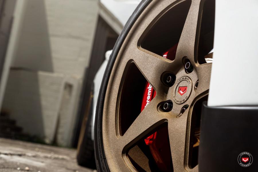 Колеса Toyota Supra on Vossen Wheels (LC-101) 2017 года  (фото 6 из 12)